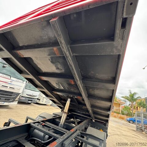 Geschlossener Lieferwagen Iveco Eurocargo 75e16