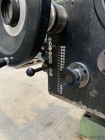 Universal-Fräsmaschine Alcera 100 M