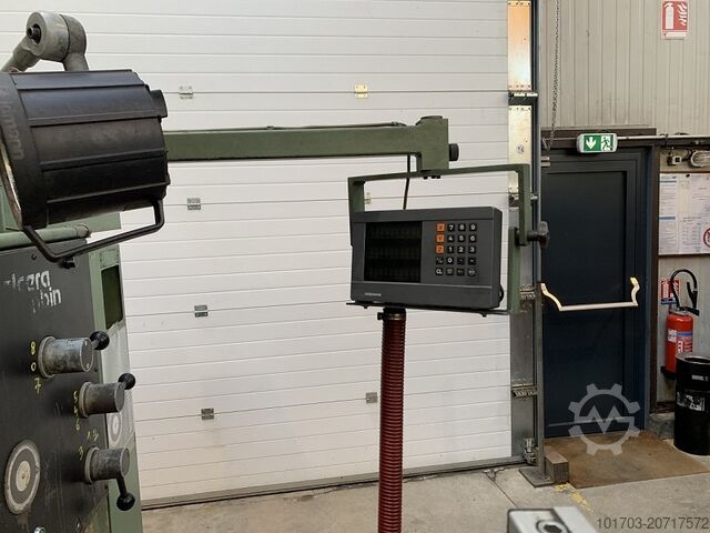 Universal-Fräsmaschine Alcera 100 M