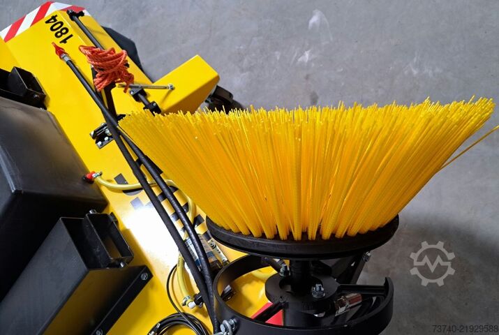Sweeper MTS MTS 1804 / Wassertank, Sprühdüsen, Seitenbesen