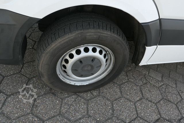 Kastenwagen hoch MERCEDES-BENZ 316 Sprinter/9 Sitze/AHK/Klima