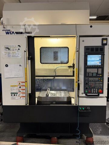Swing pallet vertical machining center Hyundai WIA i-Cut 380 MD
