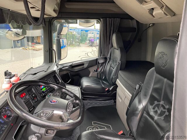 Scania S660 V8 NGS / Retarder / Full Air / 2x Tank / Ful Spoiler / Stand Airco Scania S660 V8 NGS / Retarder / Full Air / 2x Tank / F...