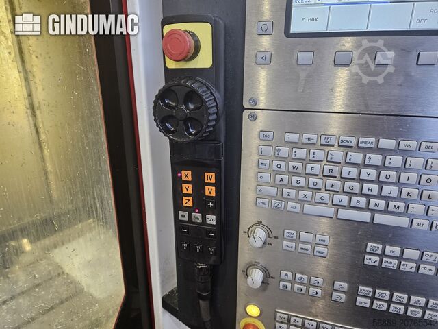 VERTIKALES BEARBEITUNGSZENTRUM KOVOSVIT MAS MCV 754 QUICK