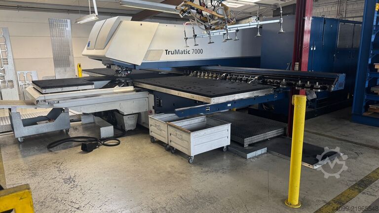 Punch-laser combination TRUMPF TRUMATIC 7000