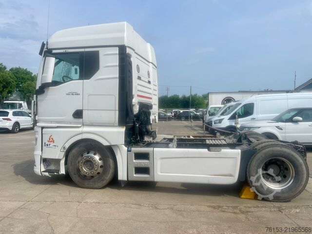 Standard tractor unit MAN TGX 18.480