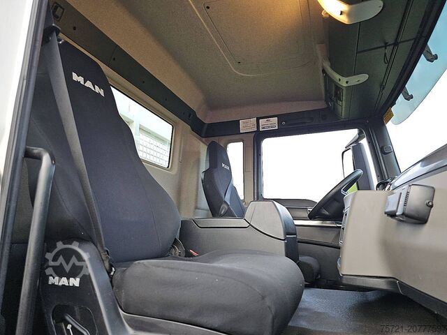 Loading platform MAN 35.420 TGS HIAB 228ES-5,8x2*6