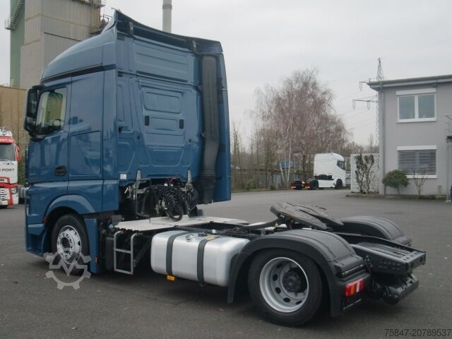 Standard tractor unit Mercedes-Benz Actros 1845 LS/NRL Hubkupplung Retarder
