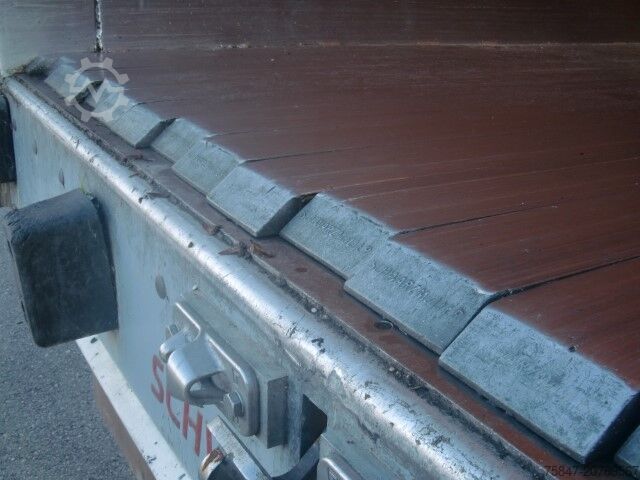 Walking floor semitrailer Schwarzmüller J-Serie 91m³ Cargofloor 10mm Bremsen neu