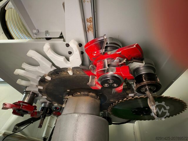 Bearbeitungszentrum BIESSE ROVER A 1532
