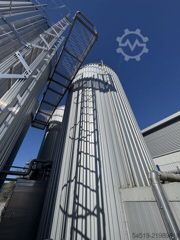 4 x 40 m³ milk tanks, insulated, coolable Serap First SV 2.0