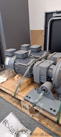 Electric motor SEW-EURODRIVE KA87/T R57 DRN100LS4/V