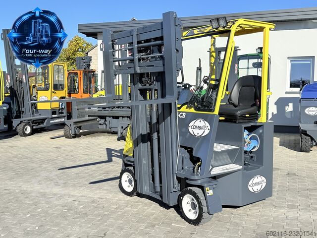 Vierwegestapler Combilift C3000CB GAS TRIPLEX 4900 POSITIONER