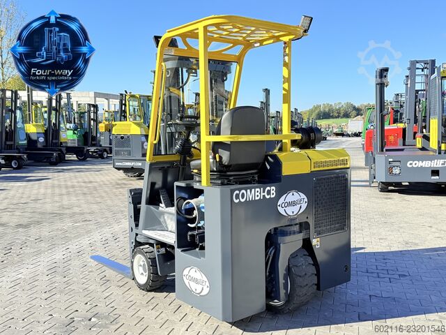 Vierwegestapler Combilift C3000CB GAS TRIPLEX 4900 POSITIONER