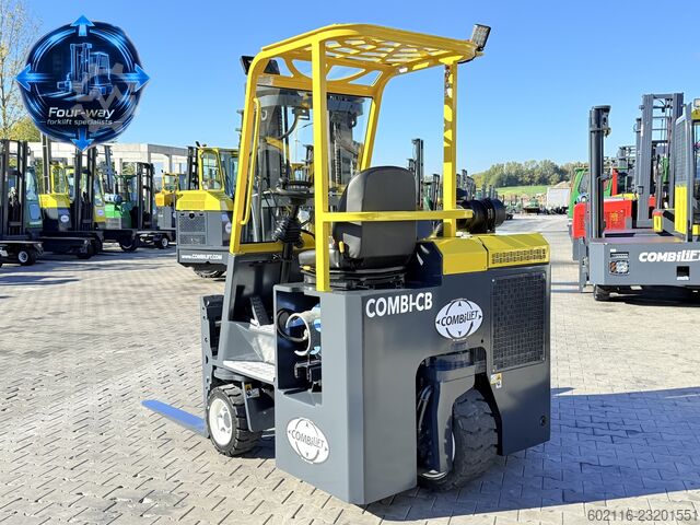 Vierwegestapler Combilift C3000CB GAS TRIPLEX 4900 POSITIONER