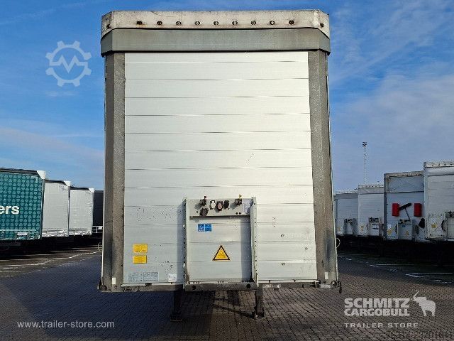 Auflieger mit Pritsche & Plane Schmitz Cargobull Curtainsider Mega Getränke