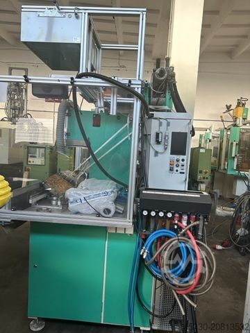 Spritzgießmaschine Arburg OK-C S350-60
