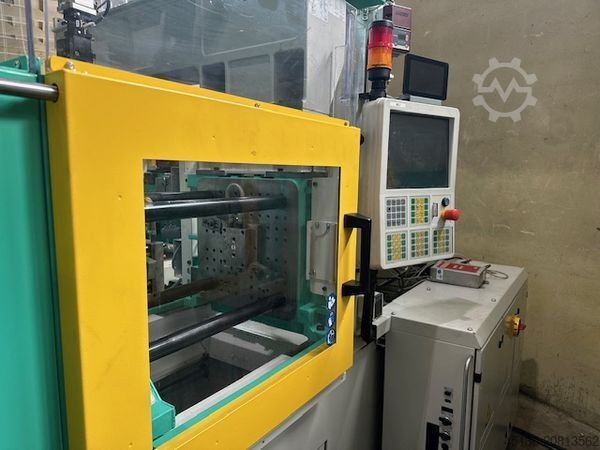 Spritzgießmaschine Arburg 270C 400-70 e²