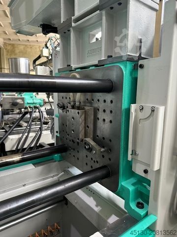 Spritzgießmaschine Arburg 270C 400-70 e²