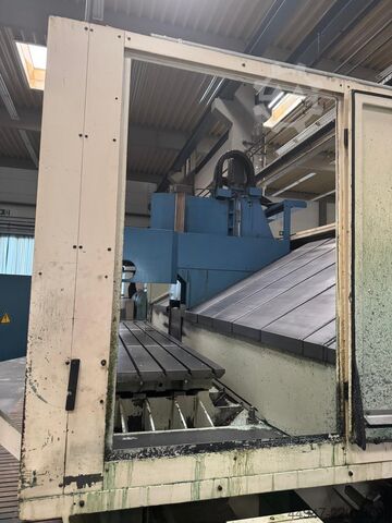 CNC - vertical machining center AXA VSC-3-3000-M