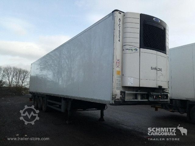 Reefer semitrailer Schmitz Cargobull Reefer Multitemp Taillift