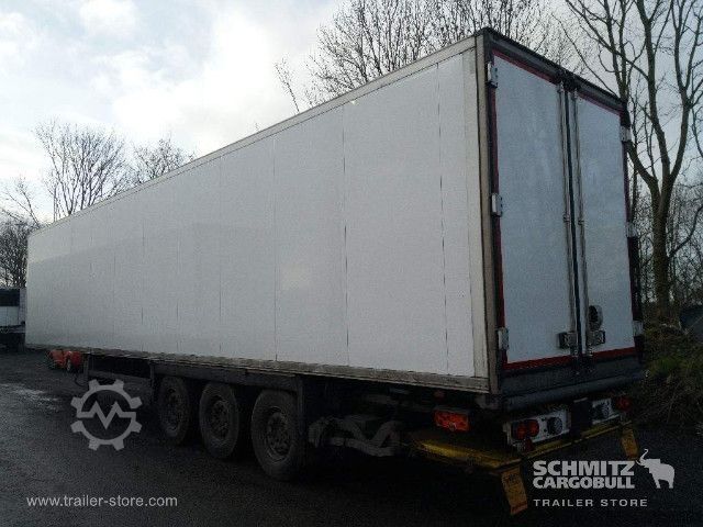Reefer semitrailer Schmitz Cargobull Reefer Multitemp Taillift