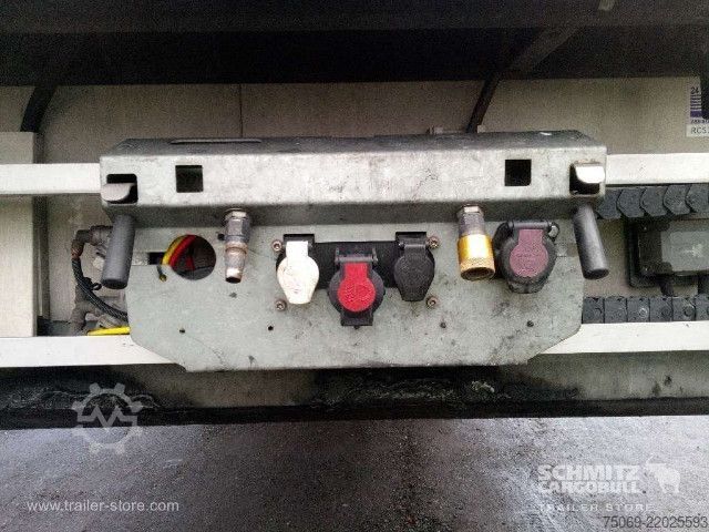 Reefer semitrailer Schmitz Cargobull Reefer Multitemp Taillift