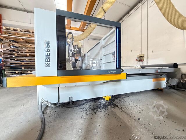 Bearbeitungszentrum BIESSE ROVER PLAST A FT 1531