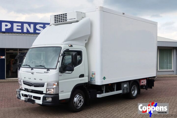 Refrigerated/freezer transport FUSO Canter 9 C 18 Thermoking V500 Max+ Palfinger 15...