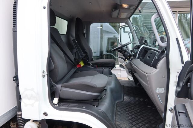 Refrigerated/freezer transport FUSO Canter 9 C 18 Thermoking V500 Max+ Palfinger 15...