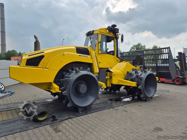 Kompaktor Deponie Bomag BC472 RB - Compactor
