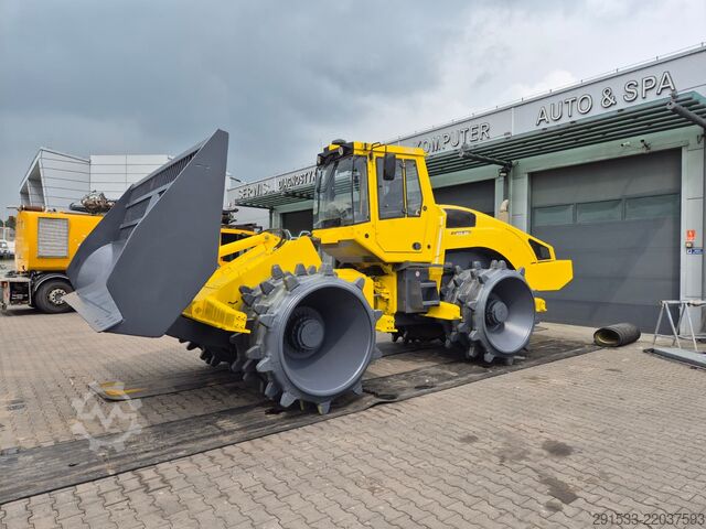Kompaktor Deponie Bomag BC472 RB - Compactor