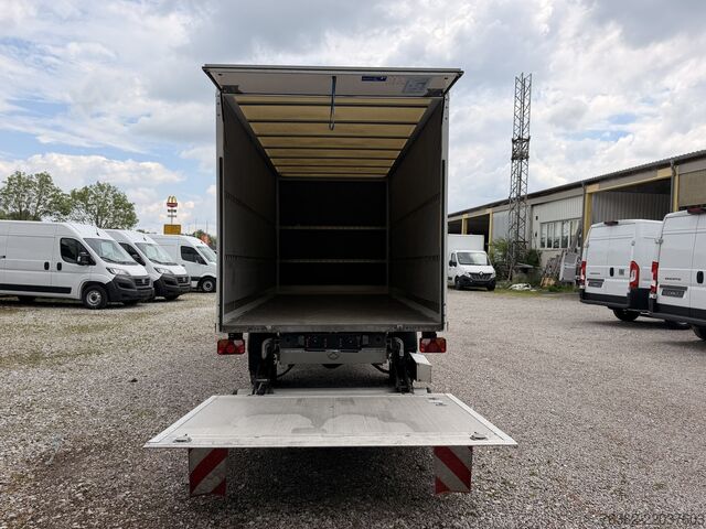 Box van Mercedes-Benz Sprinter 317 CDI Möbel Koffer Klima LBW
