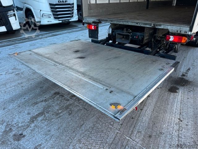 LKW mit Pritsche & Plane RENAULT D 12 *  * ACC * LBW 1,5 TON * JUNGE * TOP *