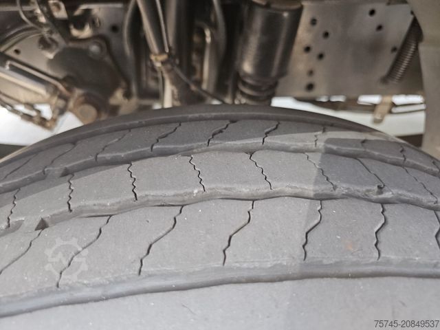 Kühlkoffer-LKW MERCEDES-BENZ ATEGO 1223*THERMOKING T600R*LBW 1.5T*KLIMA*TEMP