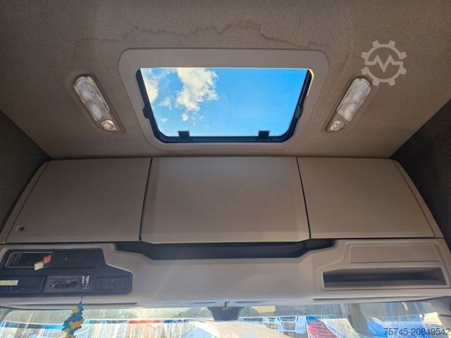 LKW-Fahrgestell SCANIA R450 * GESAMTZUG * ACC * STANDKLIMA * RETARDER