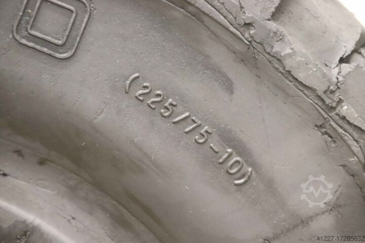 Vollgummi Reifen 2 Stück Vorwerk Rota 23x9-10 (225/75-10) RIM 6.50 F-10