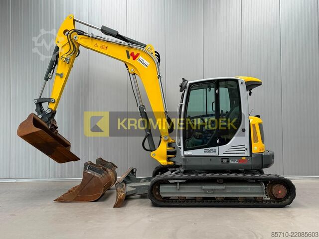 Midi excavator Wacker Neuson EZ 80 Powertilt