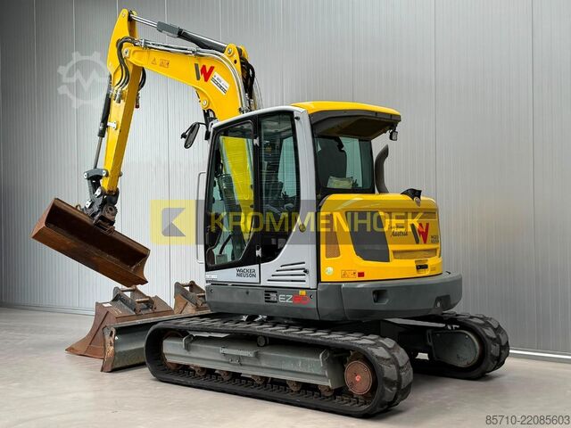 Midi excavator Wacker Neuson EZ 80 Powertilt