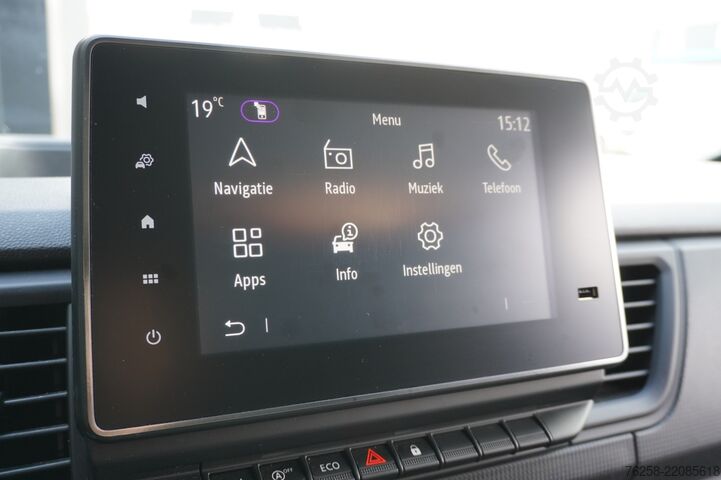 Delivery van Renault Trafic 2.0 dCi 130PK L2 EURO 6 - Airco - Navi -...