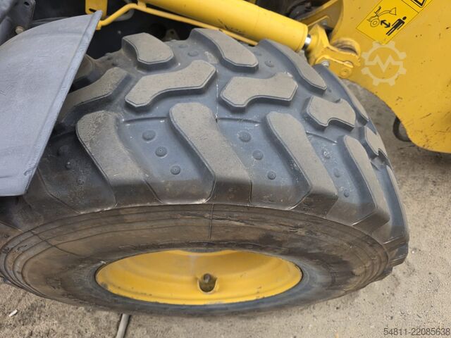 Loader Komatsu WA80M-7