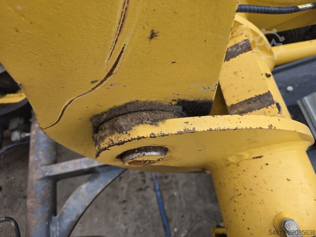 Loader Komatsu WA80M-7