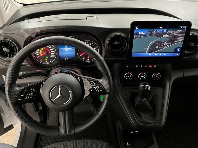 Panel van Mercedes-Benz Citan 112 Kasten LEDLicht RfKam Navi PDC Trennwa