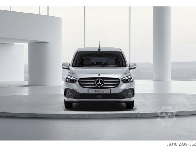 Minibus Mercedes-Benz T180 lang 7 Sitze AHK Kamera Progressive MBUX