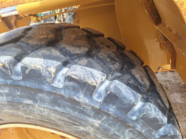 Loader CAT 914 G