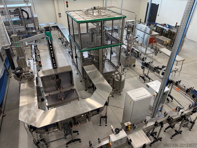 Fruit and vegetable juice filling machine INDEX-6 