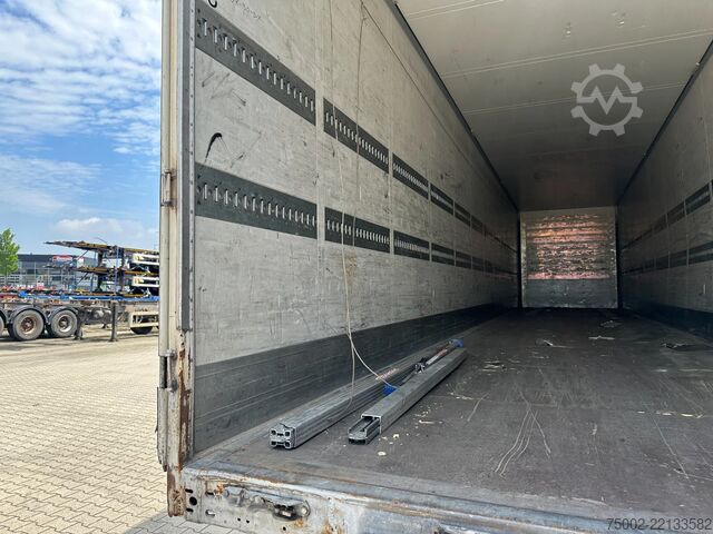 Suitcase Schmitz Cargobull SKO24 / SAF DISC / 2x LIFTAXLE / GALVANIZED / N...