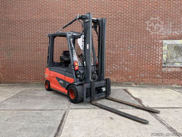 Elektro 4 Rad-Stapler Linde E35L-01