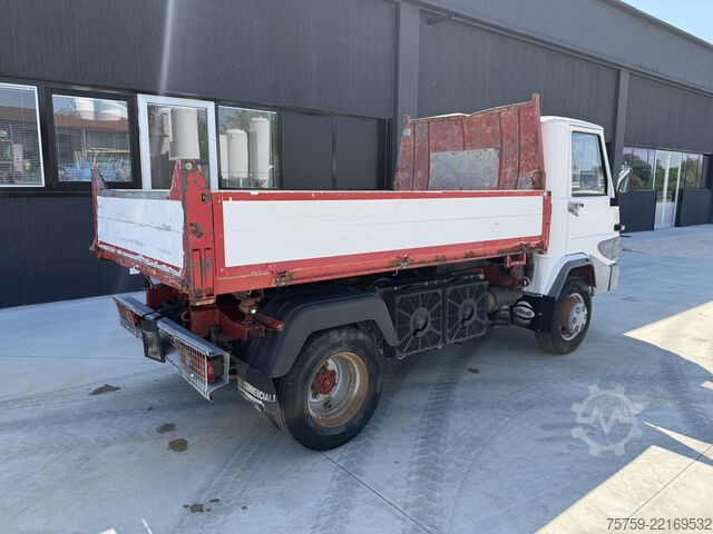 Three-way tipper van Effedi 35.75 Kipper blattgefedert Manualgetrieb