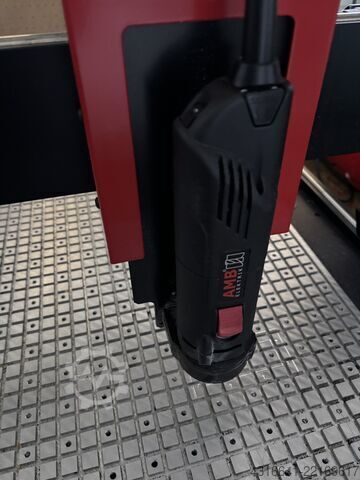 Bearbeitungszentrum CNC-Technik ALM-1204-002